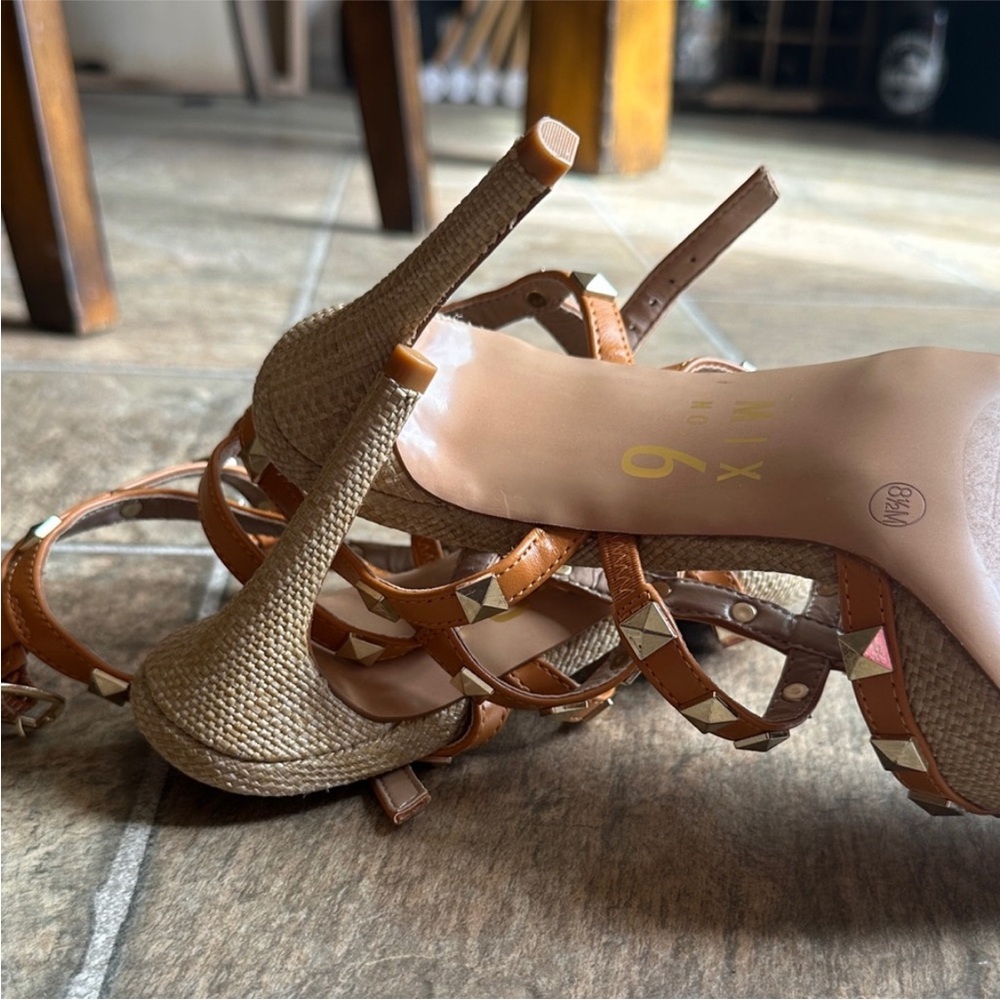 Mix No. 6 Tan and Gold Strappy Heels - Picture 8 of 10